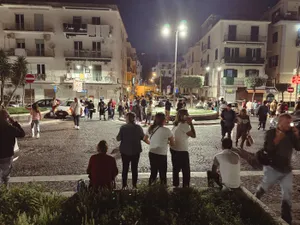 Cel mai puternic cutremur din ultimii 40 de ani din zona Napoli. Oamenii au fugit din case - Foto: Profimedia Images