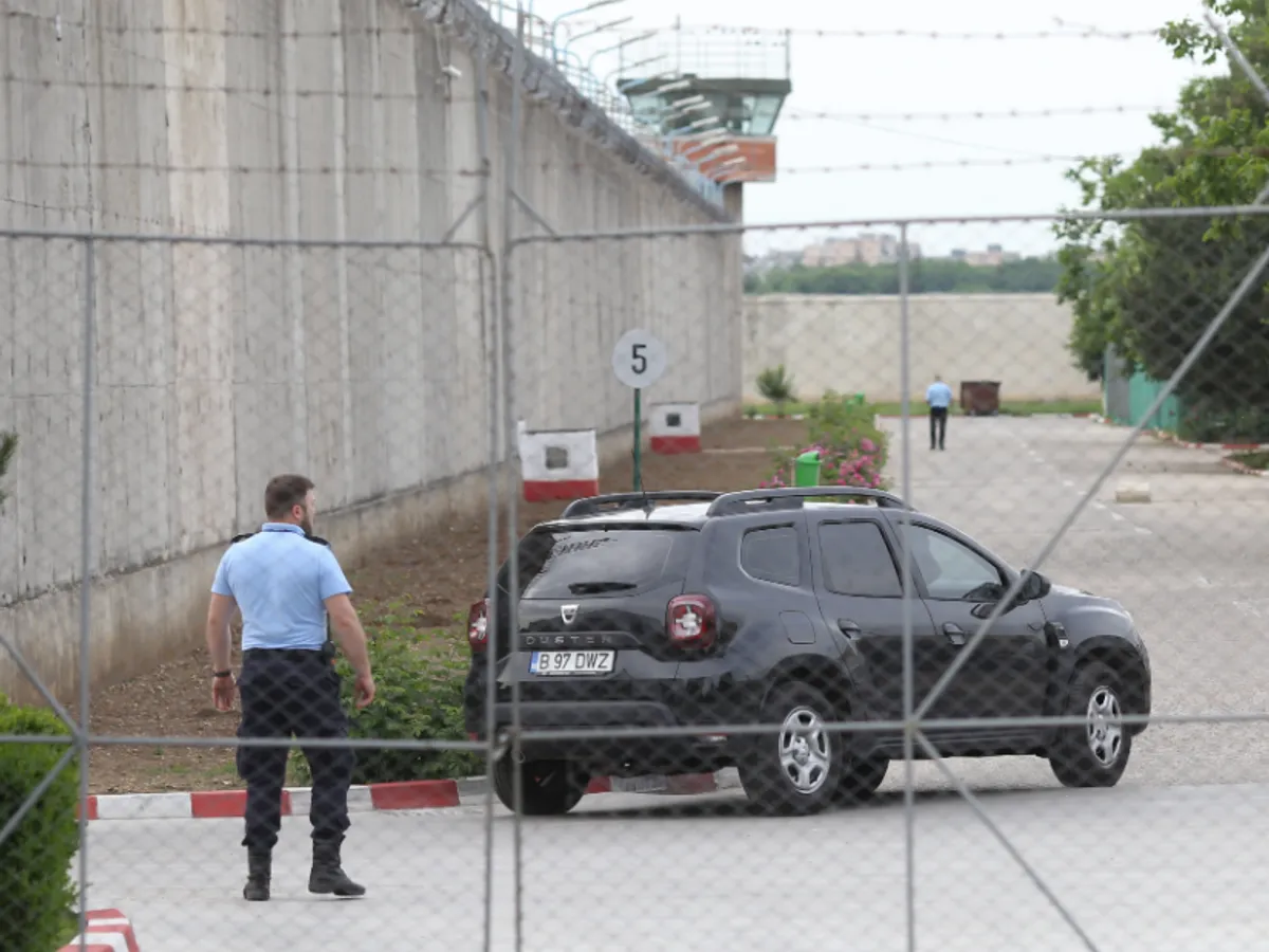 Așa a intrat Dragnea la pușcărie/FOTO: psnews.ro
