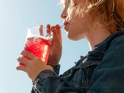 Consumul de băuturi carbogazoase cu zahăr, risc crescut de cancer oral. Ce arată studiile - Foto: Freepik (Imagine cu rol ilustrativ)