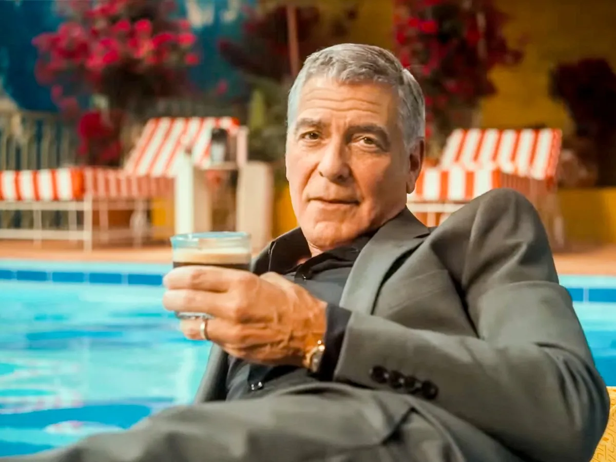 George Clooney este pregătit să-l joace pe Epstein