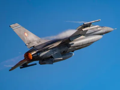 Avion F-16 - Foto: Profimedia images - Caracter ilustrativ