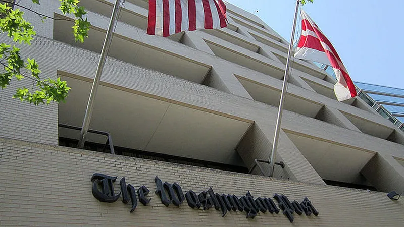 Concedieri la CNN, NBC, MSNBC, The Washington Post, Eater, Vox, The Verge, SBNation, NY Magazine - Foto: Daniel X. O'Neil, Wikipedia