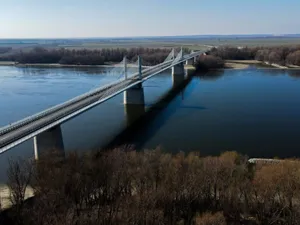 Râul Tisa, la Podul Tomori Pal dintre oraşele Paks şi Kalocsa - Foto: Profimedia Images