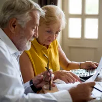 Bonus surpriză la pensie de 3.700 lei pentru zeci de mii de pensionari. Banii se dau în aprilie Foto: Freepik (fotografie cu caracter ilsutrativ)