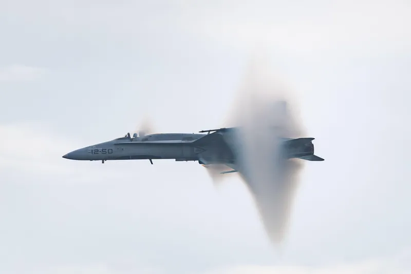 F-18