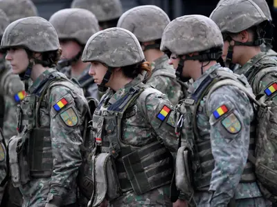 Cum poți intra în Armată fără să ai studii militare. Curs de 9 luni și contract de fidelizare FOTO Inquam Photos / Alex Nicodim