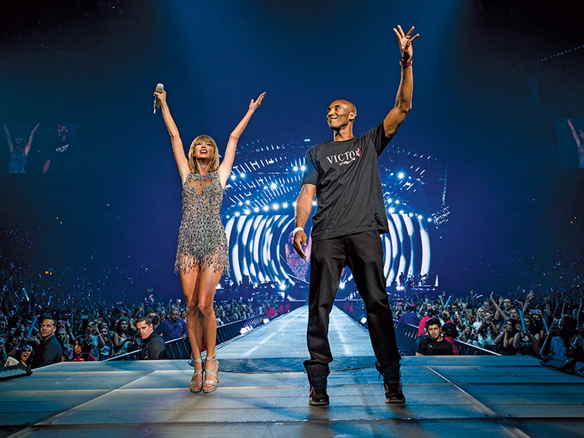 Susținând-o pe Taylor Swift