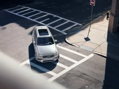 Bazat pe propria platformă, tehnologie de propulsie și de siguranță, modelul XC90 din 2015 a marcat începutul transformării Volvo Cars.