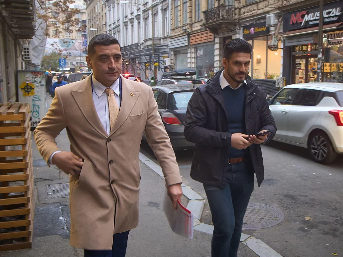 Politico: Alianța Națiunilor Suverane, reuniune de mică amploare cu vorbitori de mâna a doua ca George Simion