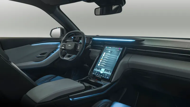 Record mondial: Prima mașină electrică care a făcut înconjurul lumii – 30.121 km, în 149 zile - Foto: Ford