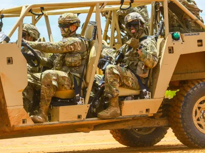 O flotă de 12 avioane F-16 ale SUA se îndreaptă spre Iran. 3.000 trupe aeropurtate așteaptă ordin de atac