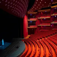 Spectacolele la Teatrul Național din București se reiau de la mijlocul lunii mai. Foto: RFI