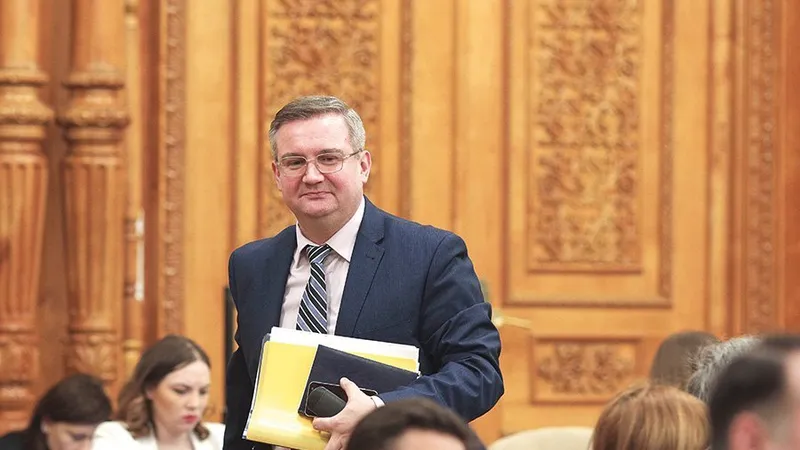 Constantin Buchet, președintele Colegiului
CNSAS, a „uitat” să facă demersurile necesare
pentru ca angajații
instituției să aibă salariile mărite, conform legii - Foto: Inquam Photos/ Octav Ganea