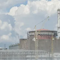 Pericol nuclear la Zaporojie. Toate cele 6 reactoare nucleare, oprite. O linie electrică, distrusă - Foto: Profimedia images