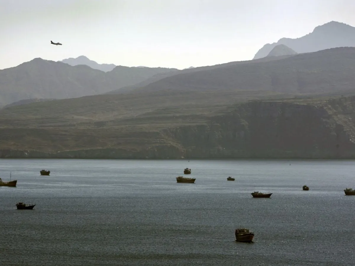 400.000 $ pierd zilnic, în Strâmtoarea Ormuz, 8 firme de transport maritim din Coreea de Sud, gigant petrolier