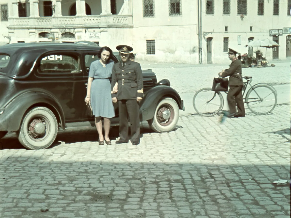 Imagini color unice din România în 1942-1946, în plin Război: Sibiu, Făgăraș, Brașov, București - Foto: Facebook/Arhiva de Fotografie