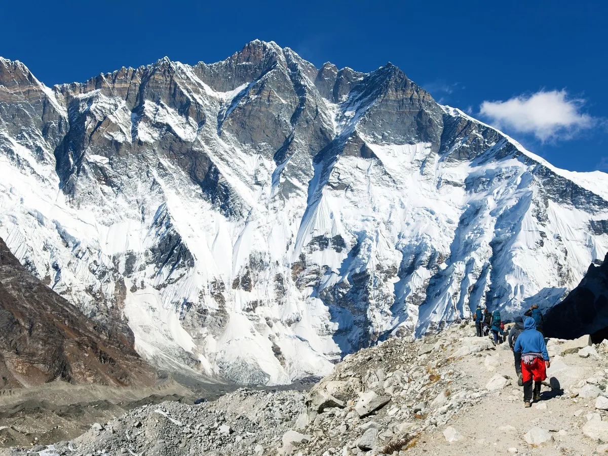 Nepalul a emis un număr record de permise pentru escaladarea Muntelui Everest