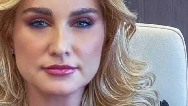 Ioana Timofte donează mamei 4 imobile și 2 terenuri. Ia 12.000€/lună de la buget - Foto: 60m.ro
