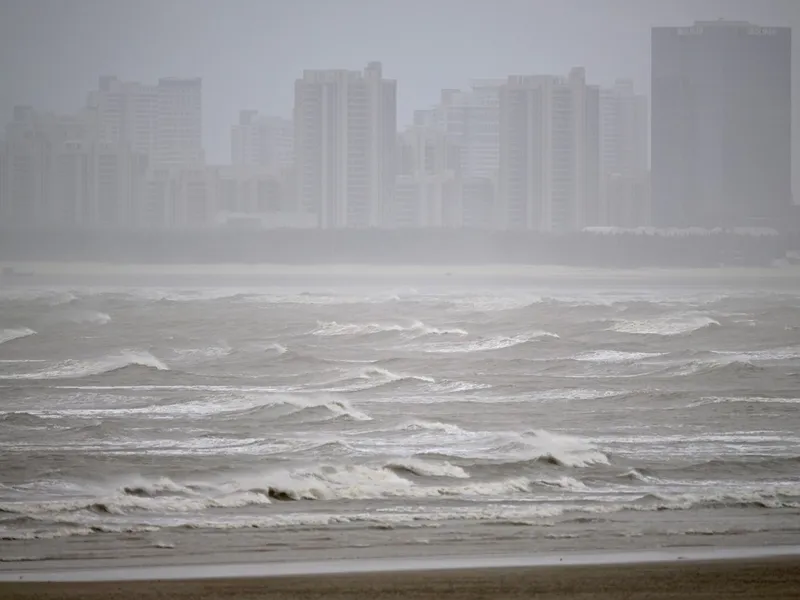 Urgie meteo, în China. Taifunul Doksuri mătură totul în cale cu rafale de până la 175 km/h - Foto: Profimedia Images