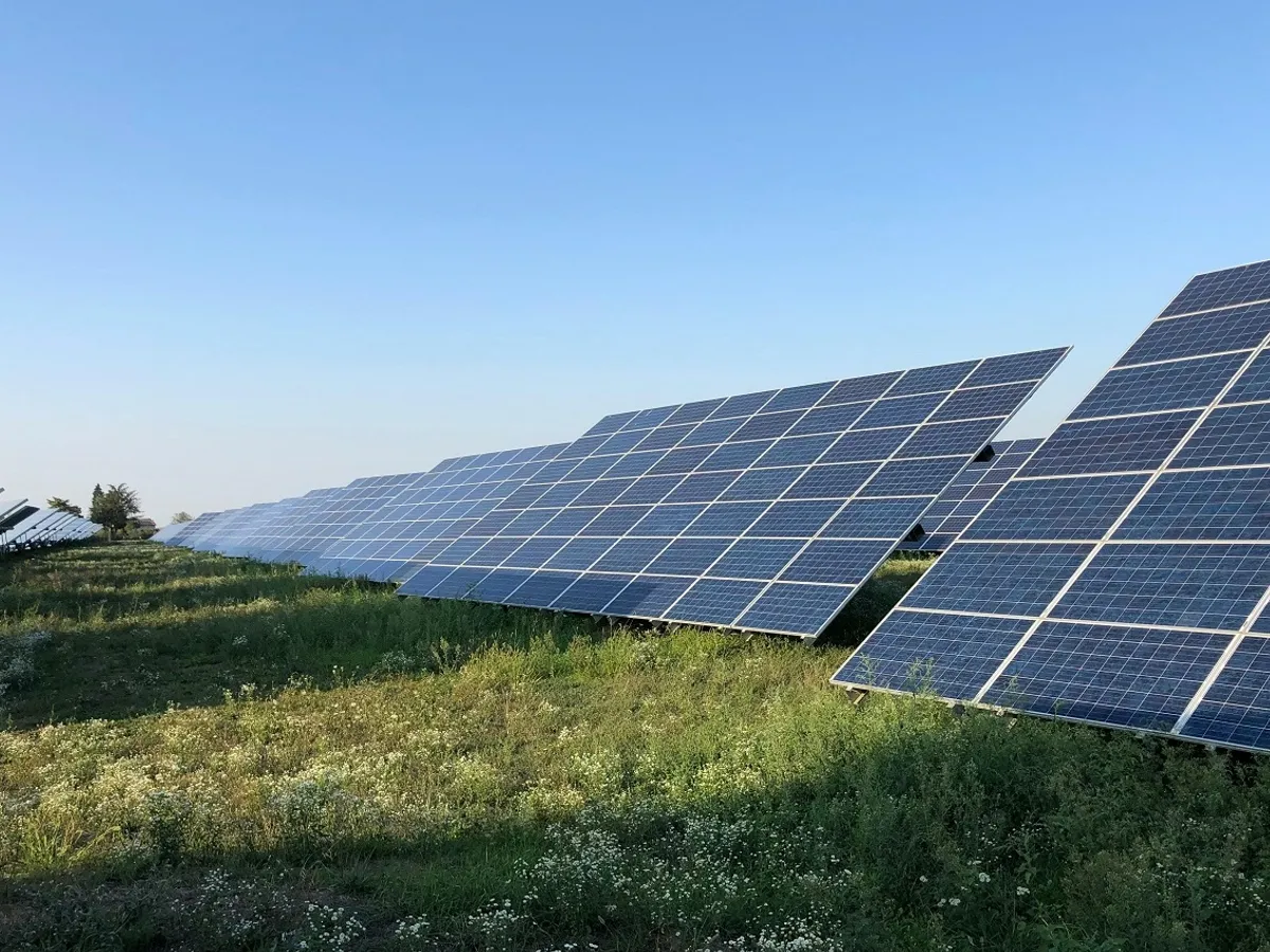 Ploaia devine rivalul panourilor fotovoltaice