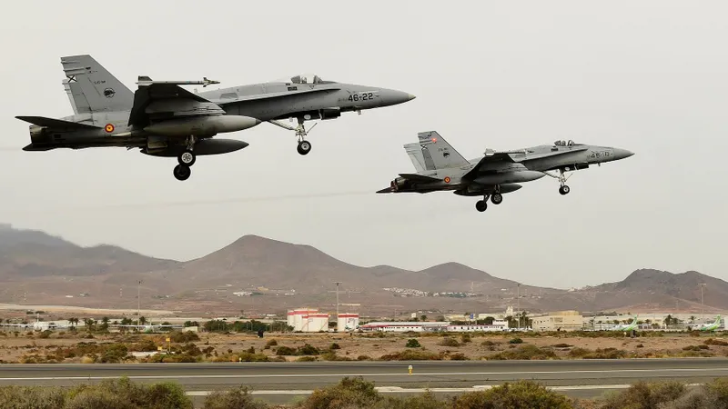 Două avioane de luptă F-18 spaniole și două F-16 caută dronele ucigașe ale Rusiei în România - Foto: Profimedia Images (imagine cu caracter ilustrativ)