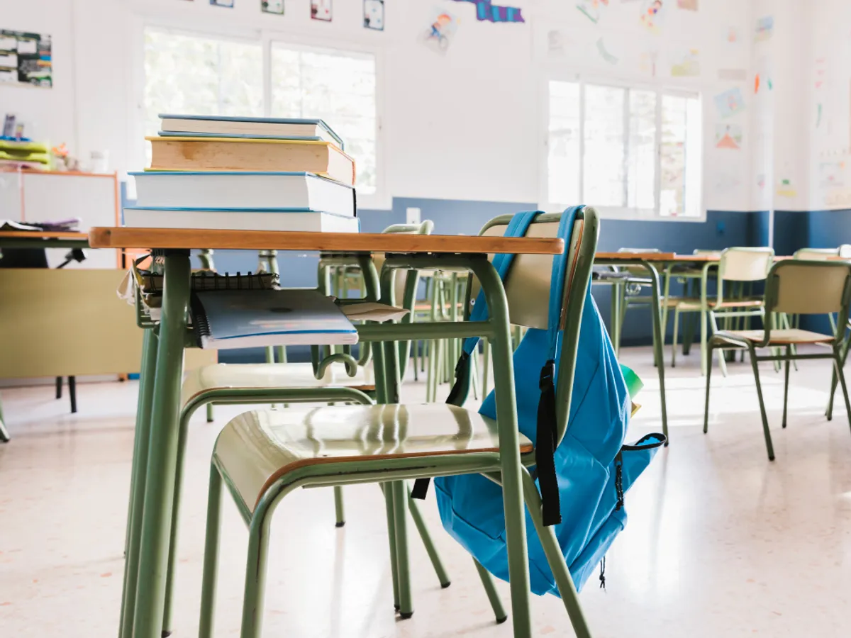 Vreme rea în jumătate din țară. Cursurile au fost suspendate în zeci de școli din 15 județe