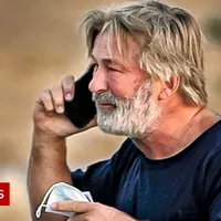 Arma cu care Alec Baldwin a ucis-o pe Halyna Hutchins conținea muniție reală/FOTO: BBC