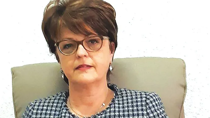 CONEXIUNI Cornelia Nagy, șefa ONAC, i-a fost șefă de cabinet ministrului de Finanțe Sebastian Vlădescu, sub oblăduirea lui Călin Popescu Tăriceanu