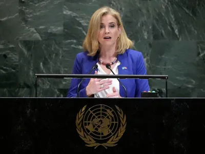Ministrul austriac al Afacerilor Externe, Beate Meinl-Reisinger, aici adresându-se Adunării Generale a ONU - Foto: Profimedia Images