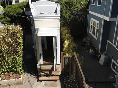 Casa construită de o femeie din răzbunare, după divorț: are doar 1,4 m lățime și valorează 745.000 de dolari