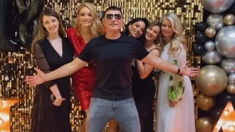 Cristi Borcea, petrecere cu manele la majoratul fetelor /click.ro