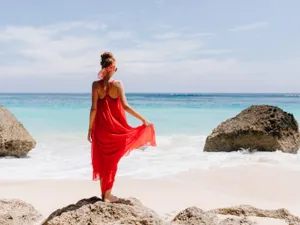 Escrocherie cu vacanțe în Zanzibar. 33 de români au fost păcăliți. 73.000 de euro prejudiciu - Foto: Freepik (Imagine cu rol ilustrativ)
