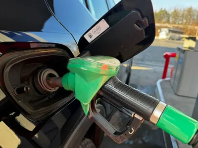 Ce companie din România exportă cea mai mare cantitate de carburanţi, în Ucraina? - Foto: Profimedia Images