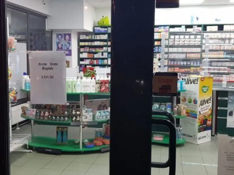 Farmaciile se fac că nu văd interdicția/FOTO: ziaruldeiasi.ro