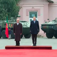 Iohannis și omologul său din Portugalia au ajuns la Batalionul 1 Instrucţie "Olt" din Caracal - FOTO: Profimedia