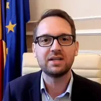 PSD vrea ca Dominique Fritz să își arate diplomele