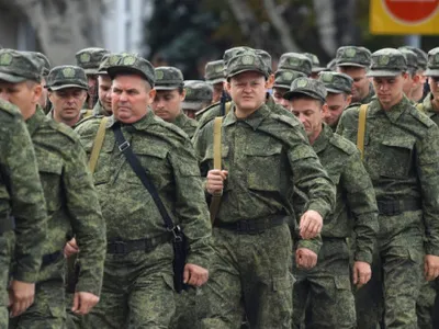 Dacă mori pe front, Putin te va numi dezertor. Schema prin care Moscova evită plata despăgubirilor către familiile celor uciși