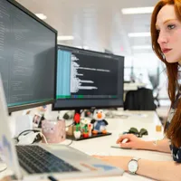 Dintr-un salariu de 8.000 de lei, statul ia 3.000 de lei. Cele 4 taxe uriașe plătite lună de lună - Foto: Pexels/ThisIsEngineering