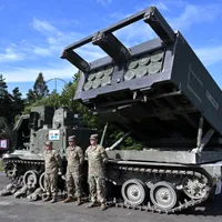 Sistem de rachete cu lansare multiplă (M270 MLRS) în timpul "Frontului dinamic 22"/foto: profimedia