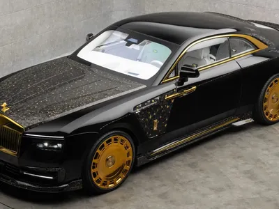 Cum arată Rolls-Royce-ul 100% electric cu jante din aur masiv. Costă circa 1.500.000 € - Foto: Mansory