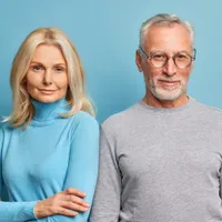 Cuplu de pensionari la pensie - Foto: Freepik
