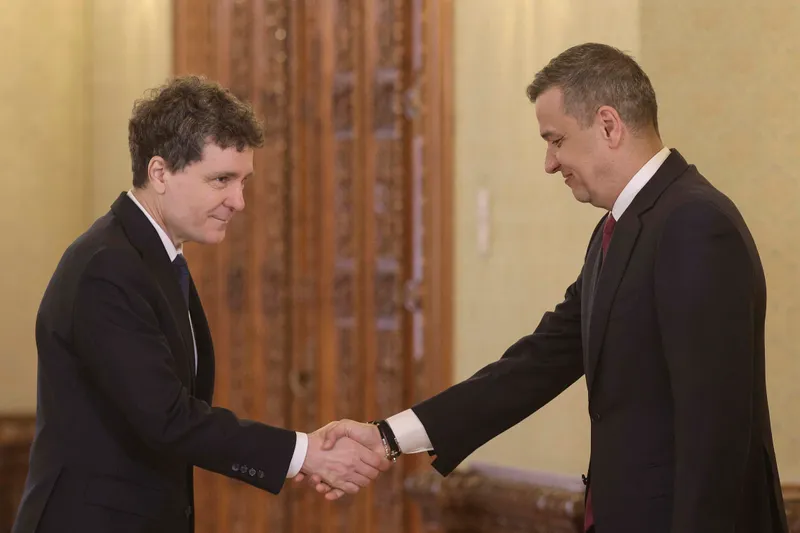 Nicușor Dan și Sorin Grindeanu - Foto: INQUAM PHOTOS / Octav Ganea