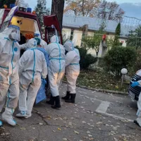 Cadrele medicale încearcă să îi salveze pe cei 20 de pacienți internați. FOTO: Facebook
