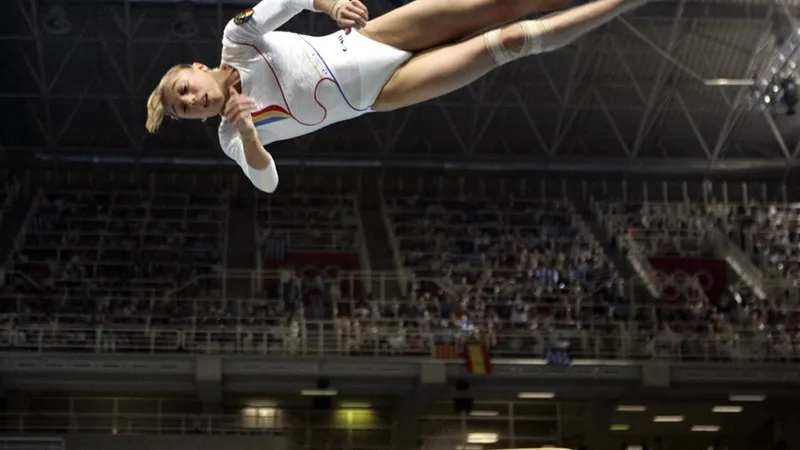 Cine e gimnasta dublă medaliată cu aur la Jocurile Olimpice luată de antrenori de la grădiniță Foto: profimediaimages.ro