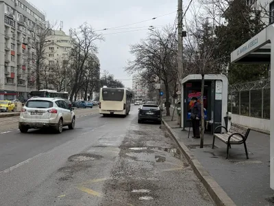 Drumuri cu gropi în asfalt în București - Foto: Poliția Rutieră