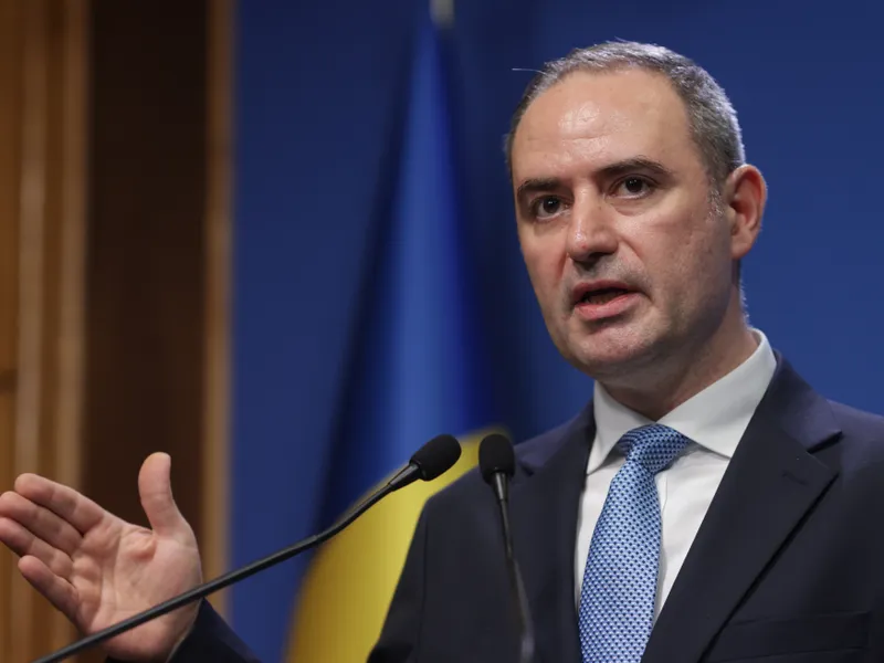 Ministrul Finanţelor, Alexandru Nazare, în conferinţă de presă - Foto: INQUAM PHOTOS/George Călin