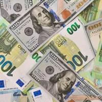 Euro și dolarul american sunt la paritate /foto: pexels