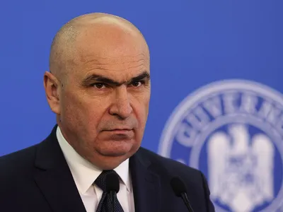 Premierul Ilie Bolojan, în timpul unei sesiuni de declaraţii de presă - Foto: INQUAM PHOTOS/Octav Ganea