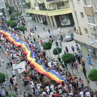 În 2018, la parada Pride au venit 5.000 de persoane. În 2019, circa 10.000. Foto Accept