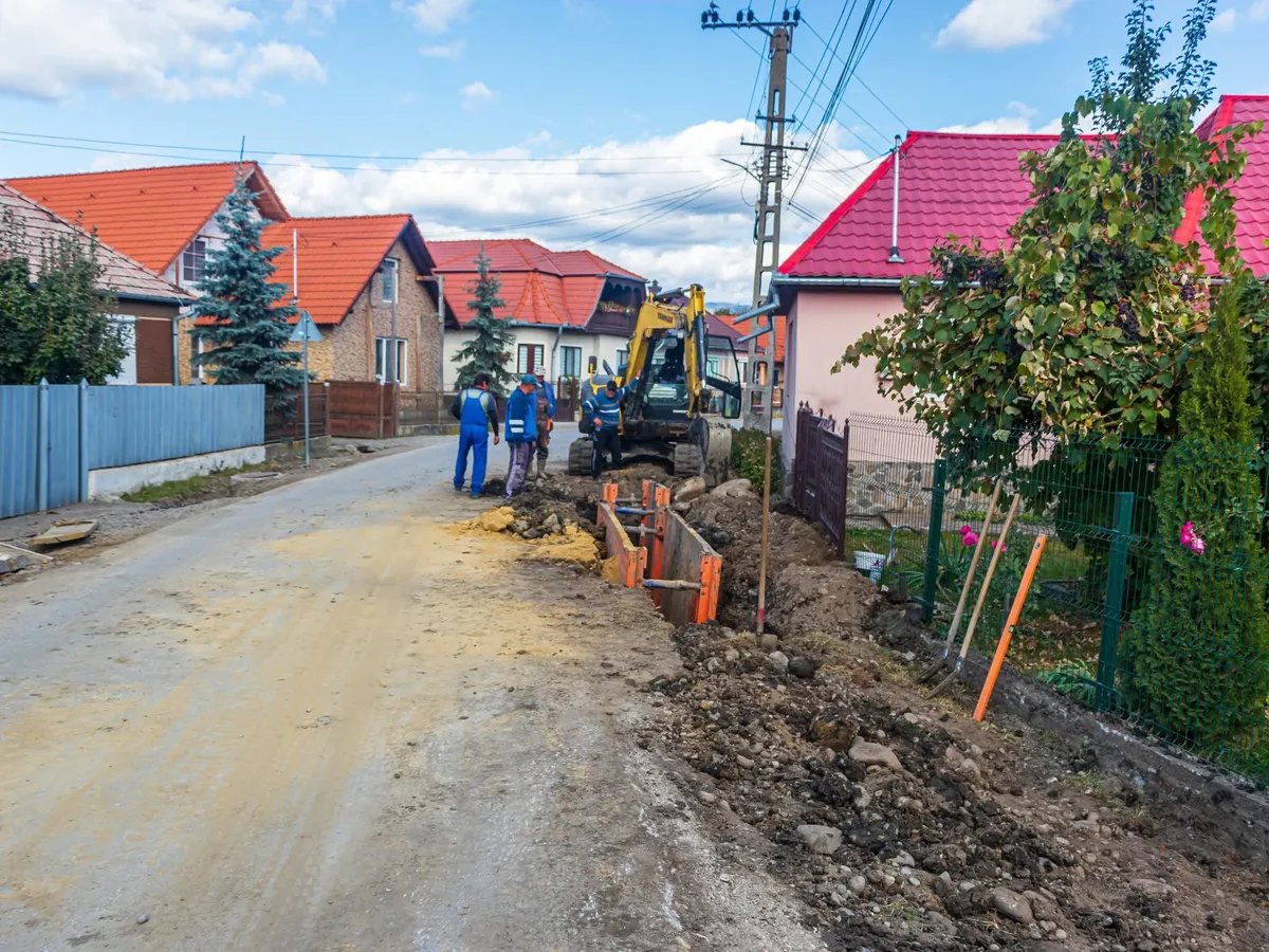 Comuna cu 3.900 locuitori dă salarii de 1.000.000€. Are datorii la ANAF de 600.000€. Primarul, anchetat de DNA